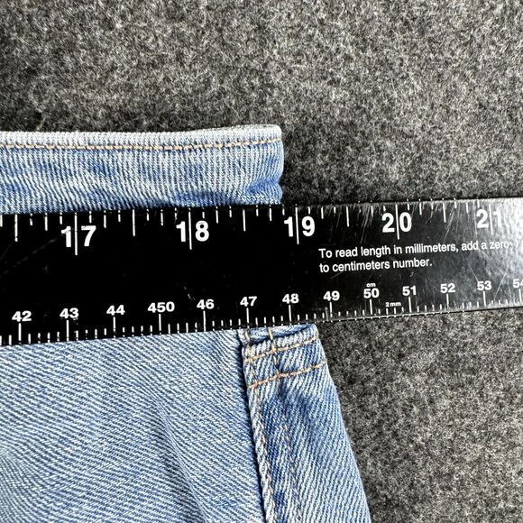 American Eagle Mom Jeans Women's 18 34W Blue Light Distressed Super High Rise - Picture 3 of 13